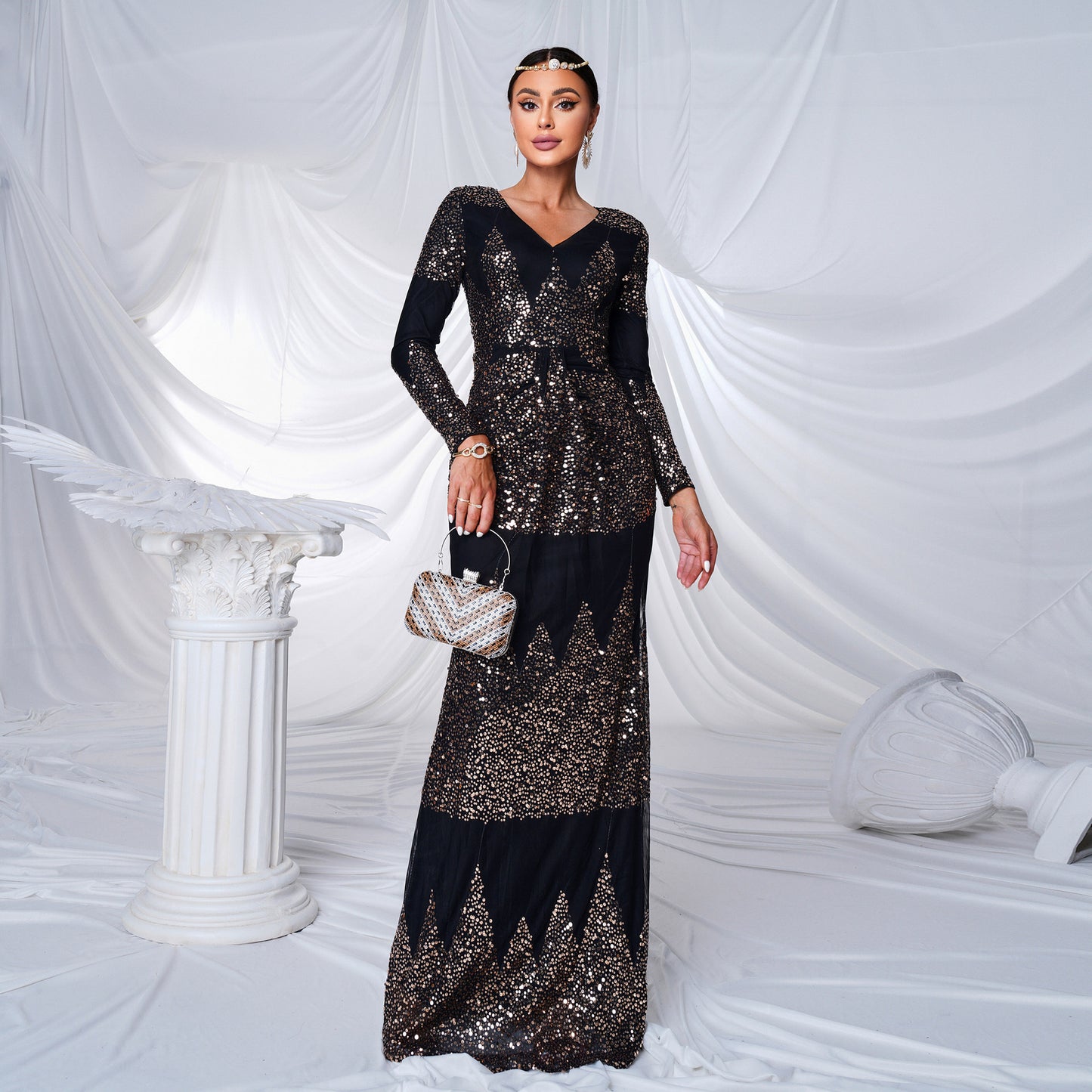 Long Sleeve V-neck Slim-fit Long Sequined Banquet Dress